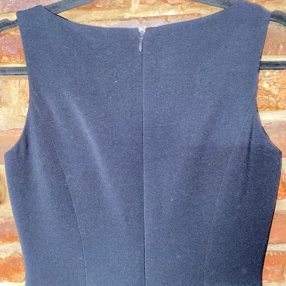 Tahari Arthur S Levine Black Sleeveless Knee Length Sheath Pencil Dress Size 2P - Picture 7 of 7